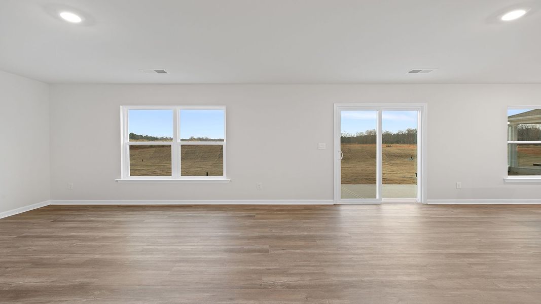 Spacious, unfurnished interior of a new home in Bentley Park, Greenwood (Image 18). Spacious, unfurnished interior of a new home in Bentley Park, Greenwood (Image 18).