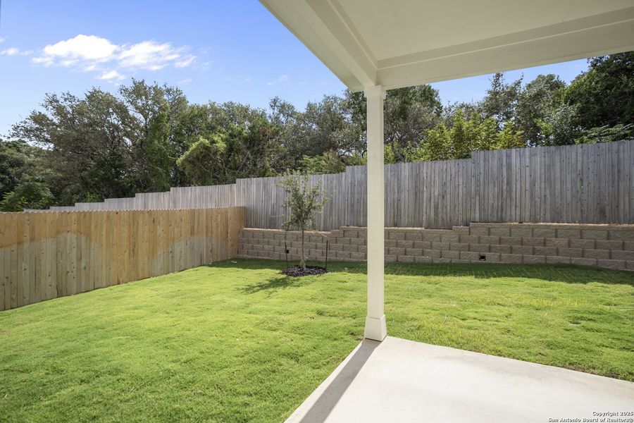 Exterior details and patio area of a home in Rosemont Hill, San Antonio (Image 20). Exterior details and patio area of a home in Rosemont Hill, San Antonio (Image 20).