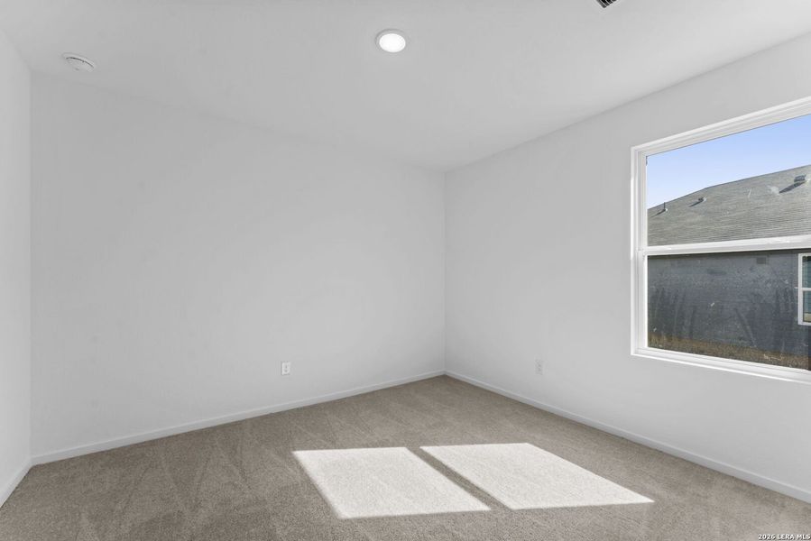 Spacious, unfurnished interior of a new home in Friendship Oaks, Fredericksburg (Image 9). Spacious, unfurnished interior of a new home in Friendship Oaks, Fredericksburg (Image 9).