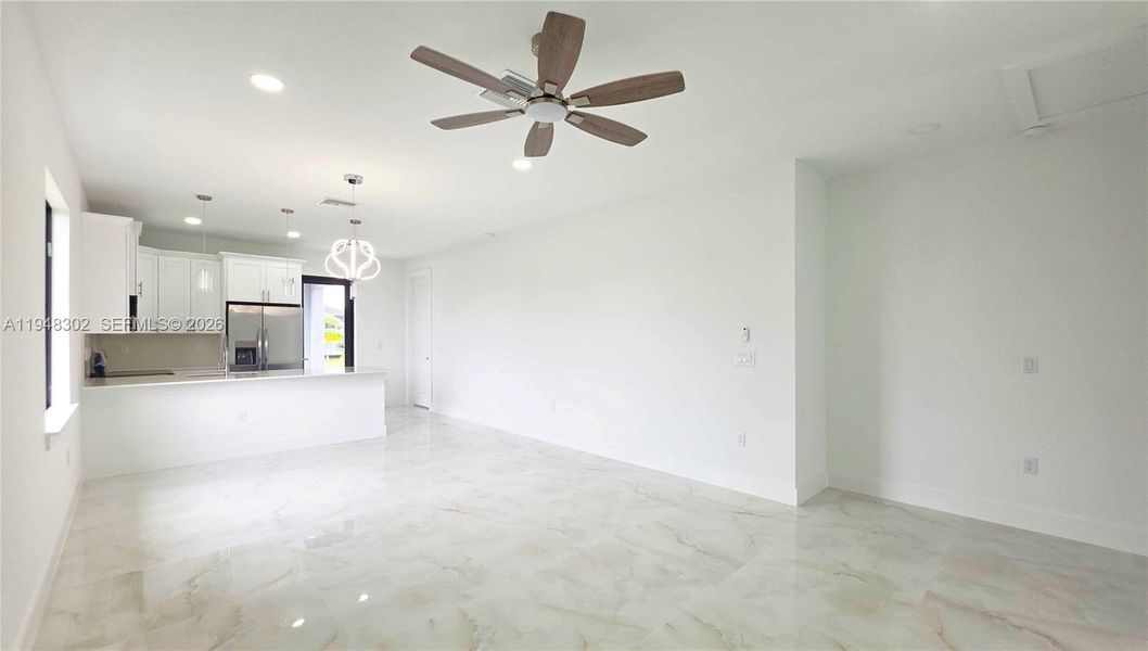 Spacious, unfurnished interior of a new home in , Lehigh Acres (Image 17).