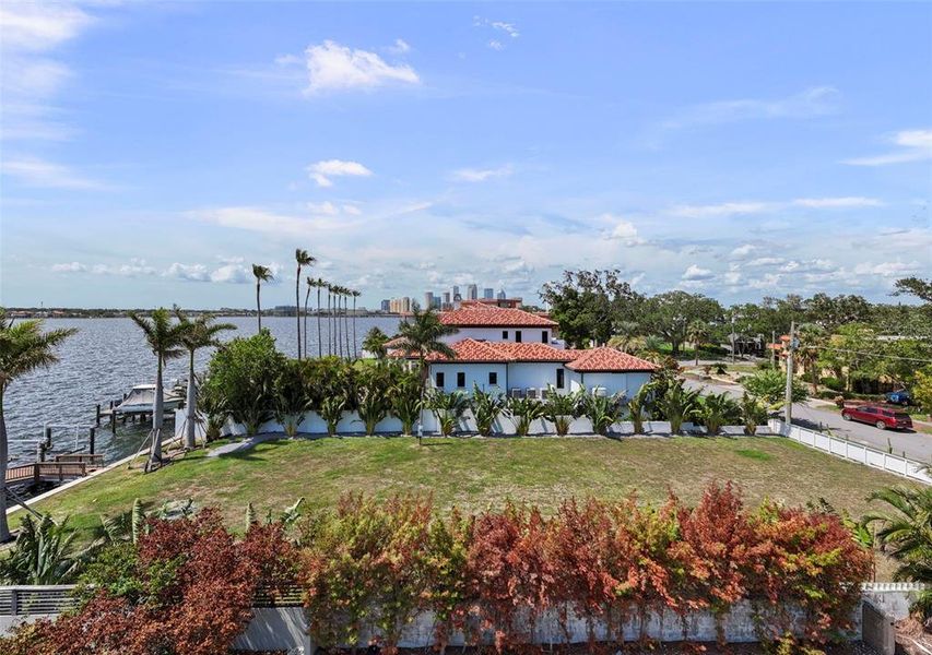 Community amenities in , Tampa (Image 5).