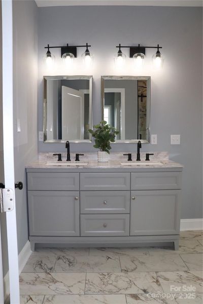 Furnished interior view inside a new home in , Lenoir (Image 5).