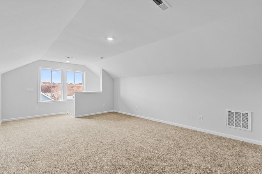 Spacious, unfurnished interior of a new home in Hanes Lake, Winston-Salem (Image 43).