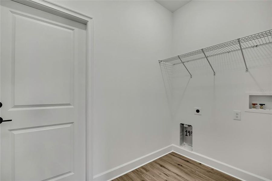 Spacious, unfurnished interior of a new home in , Brooksville (Image 48).