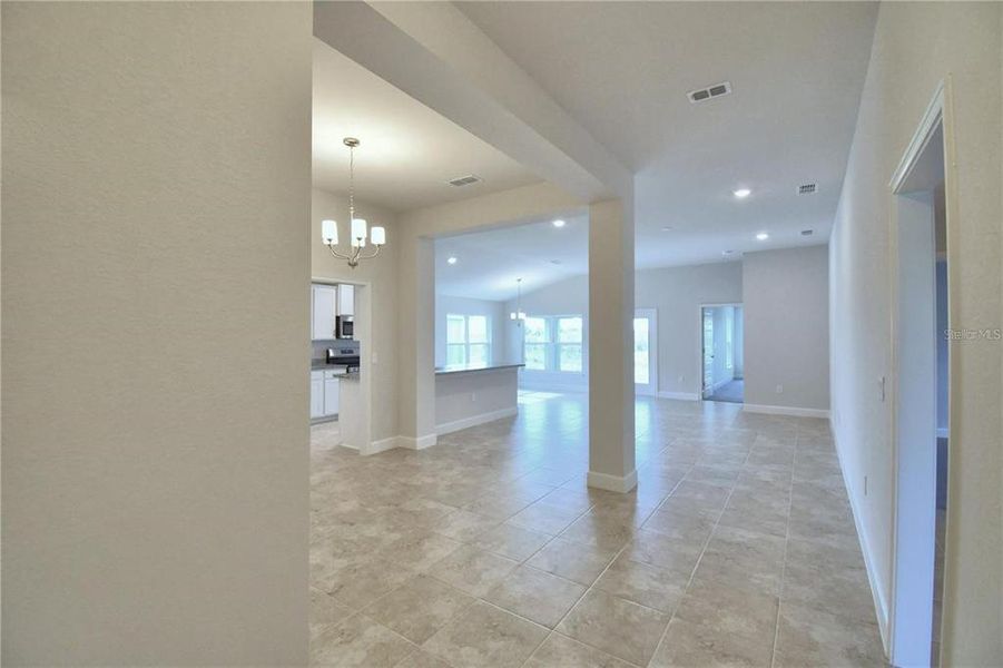 Spacious, unfurnished interior of a new home in Knights Landing, Lakeland (Image 11).