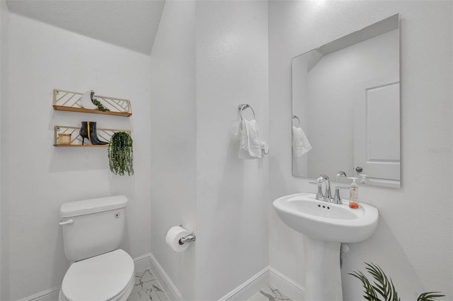 Furnished interior view inside a new home in , Leesburg (Image 14).