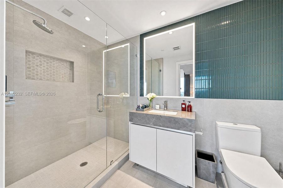 Furnished interior view inside a new home in , Miami Beach (Image 44).
