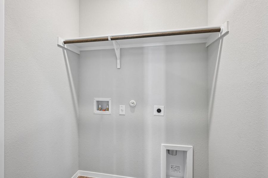Spacious, unfurnished interior of a new home in Harvest Ridge, Elgin (Image 18). Spacious, unfurnished interior of a new home in Harvest Ridge, Elgin (Image 18).