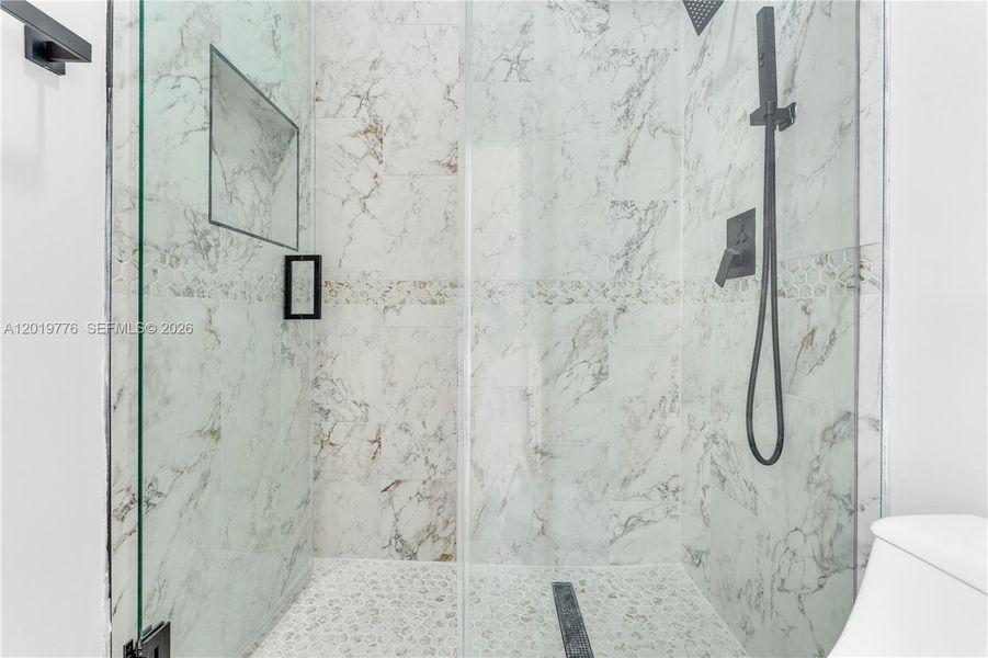 Close-up of interior finishes inside a home in , Fort Lauderdale (Image 20).