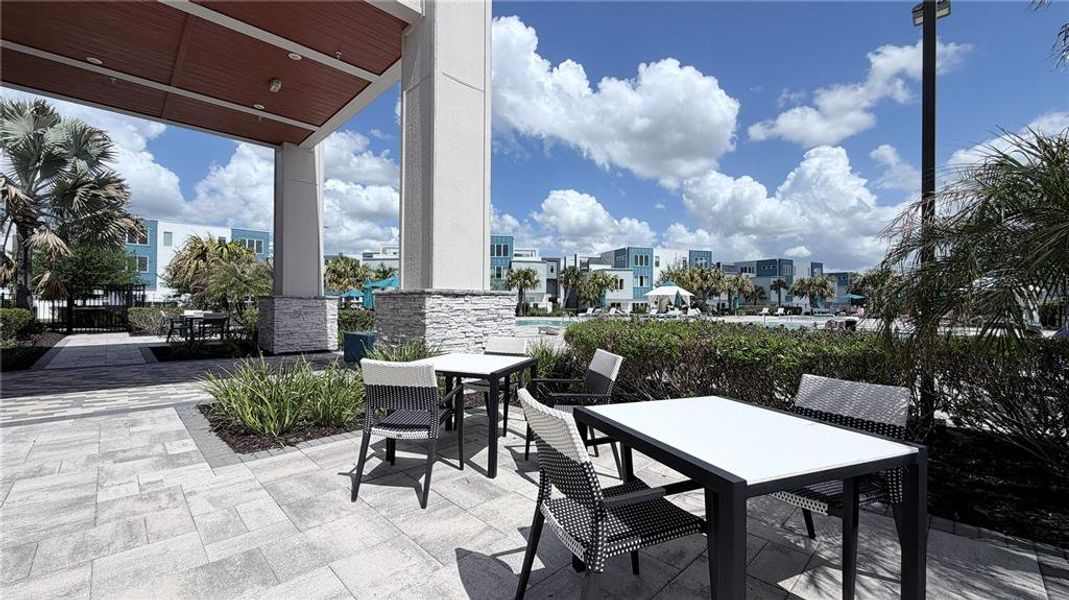 Community amenities in , Reunion (Image 33).