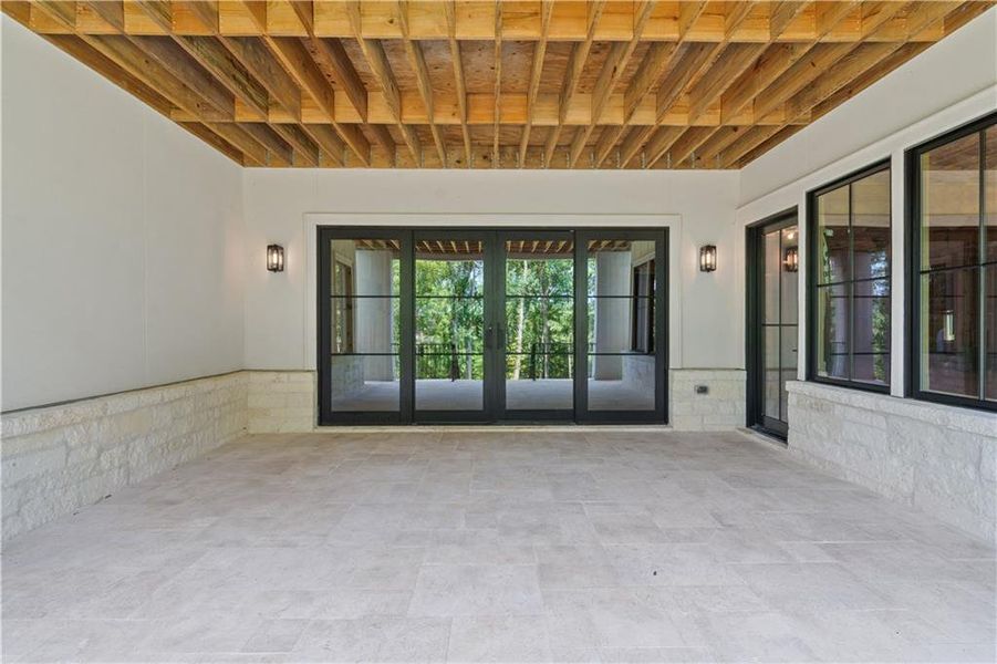 Exterior details and patio area of a home in , Alpharetta (Image 35).