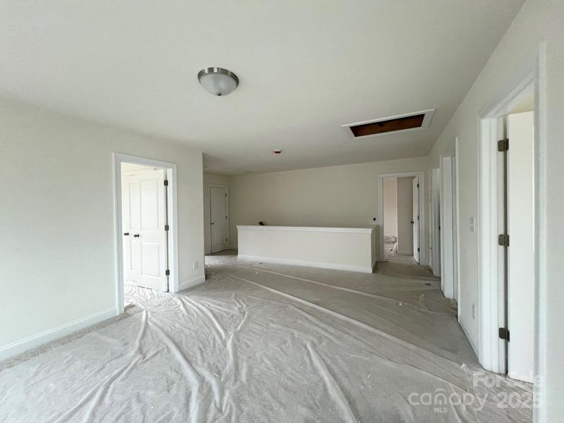 Spacious, unfurnished interior of a new home in The Meadows at Laurelbrook, Catawba (Image 20). Spacious, unfurnished interior of a new home in The Meadows at Laurelbrook, Catawba (Image 20).