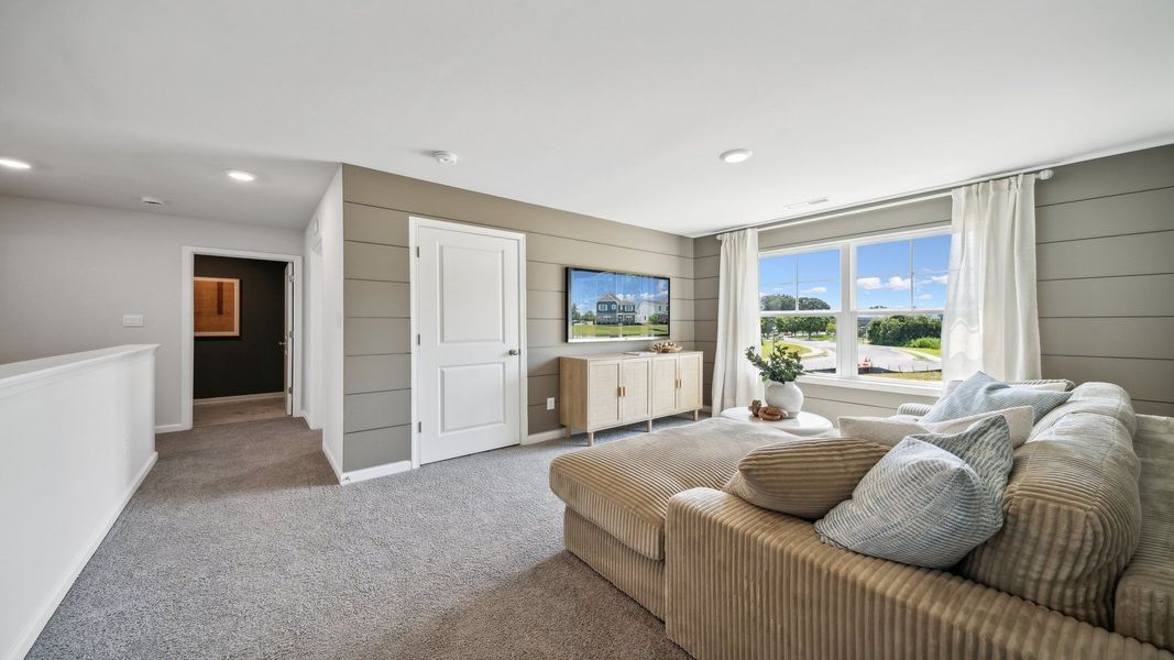 Image 33 representing the Hayden by D.R. Horton in Tooley Harbor, Elizabeth City, NC.