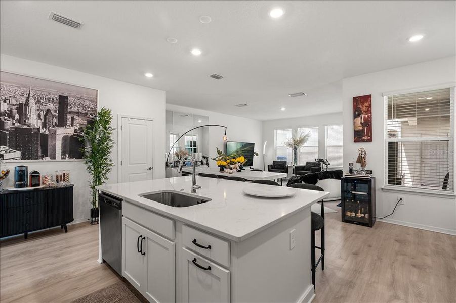 Furnished interior view inside a new home in , Winter Garden (Image 5).