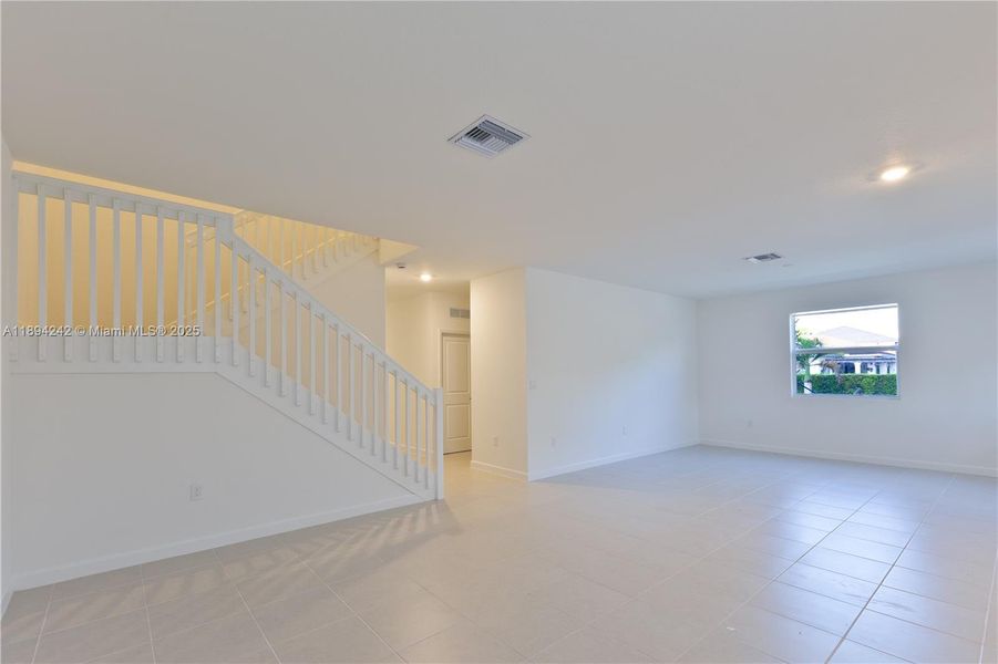 Spacious, unfurnished interior of a new home in , Miami (Image 30). Spacious, unfurnished interior of a new home in , Miami (Image 30).