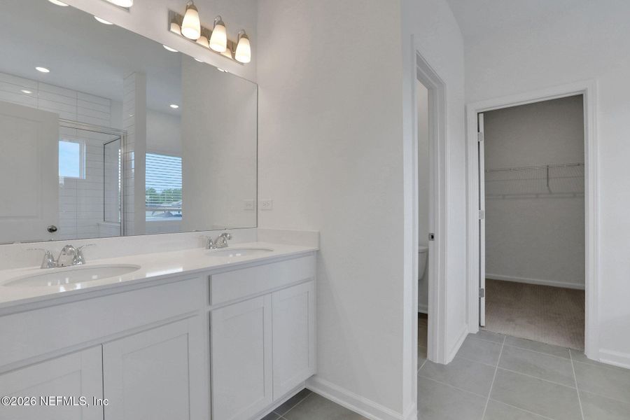 Furnished interior view inside a new home in Hyland Trail, Green Cove Springs (Image 5).