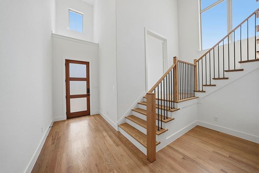 Spacious, unfurnished interior of a new home in Hillside Village, Celina (Image 34).