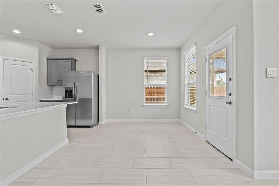 Spacious, unfurnished interior of a new home in Terra Trace, Fort Worth (Image 21). Spacious, unfurnished interior of a new home in Terra Trace, Fort Worth (Image 21).