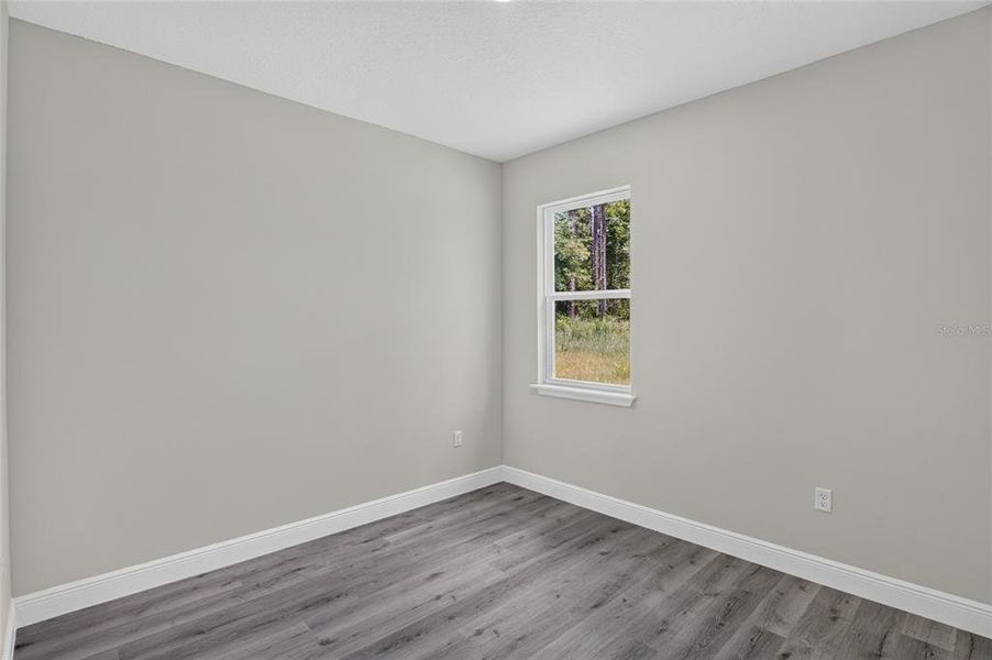 Spacious, unfurnished interior of a new home in , Citrus Springs (Image 22).