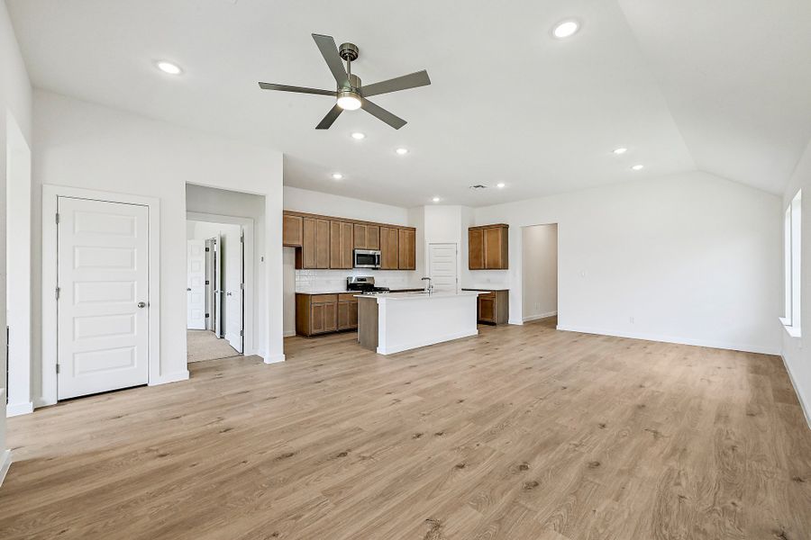 Spacious, unfurnished interior of a new home in Prairie Winds, Hutto (Image 15). Spacious, unfurnished interior of a new home in Prairie Winds, Hutto (Image 15).