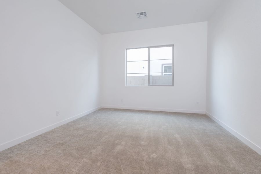 Spacious, unfurnished interior of a new home in Waterston Central, Gilbert (Image 10).