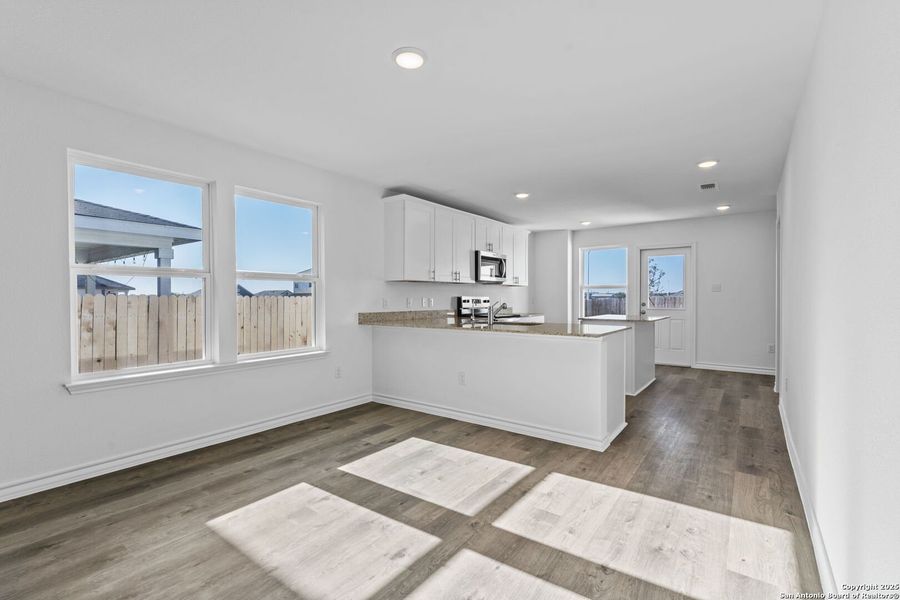 Spacious, unfurnished interior of a new home in Meadows at Clear Springs, New Braunfels (Image 15). Spacious, unfurnished interior of a new home in Meadows at Clear Springs, New Braunfels (Image 15).