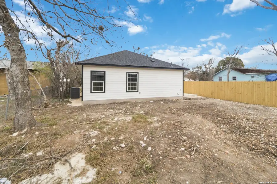 Exterior details and patio area of a home in , San Antonio (Image 3).
