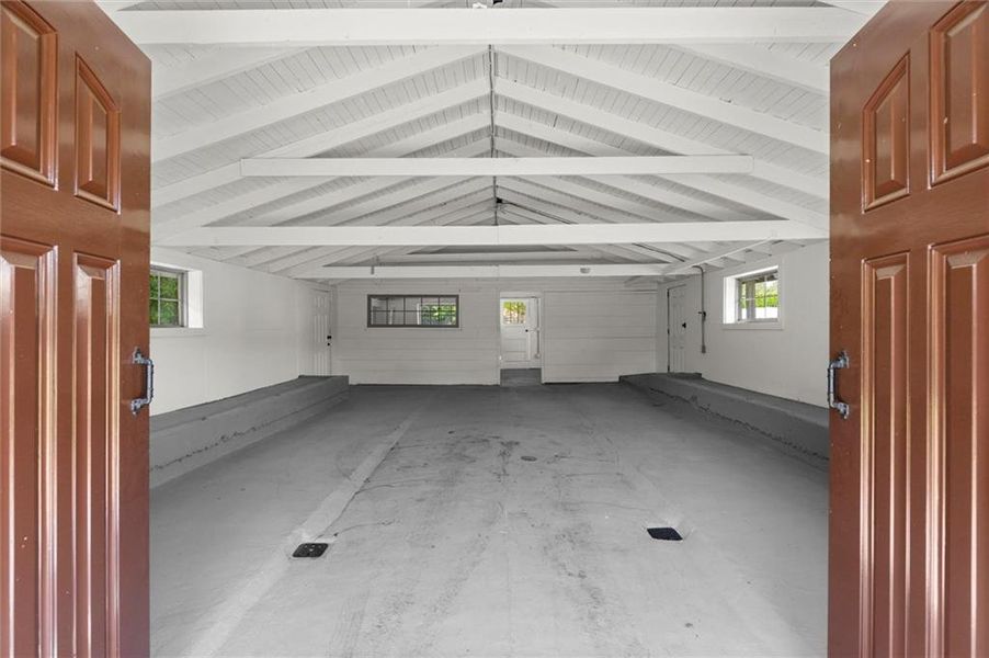 Spacious, unfurnished interior of a new home in , Canton (Image 20).