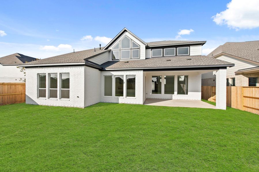 Representative image. Features, specifications, selections and colors may vary.