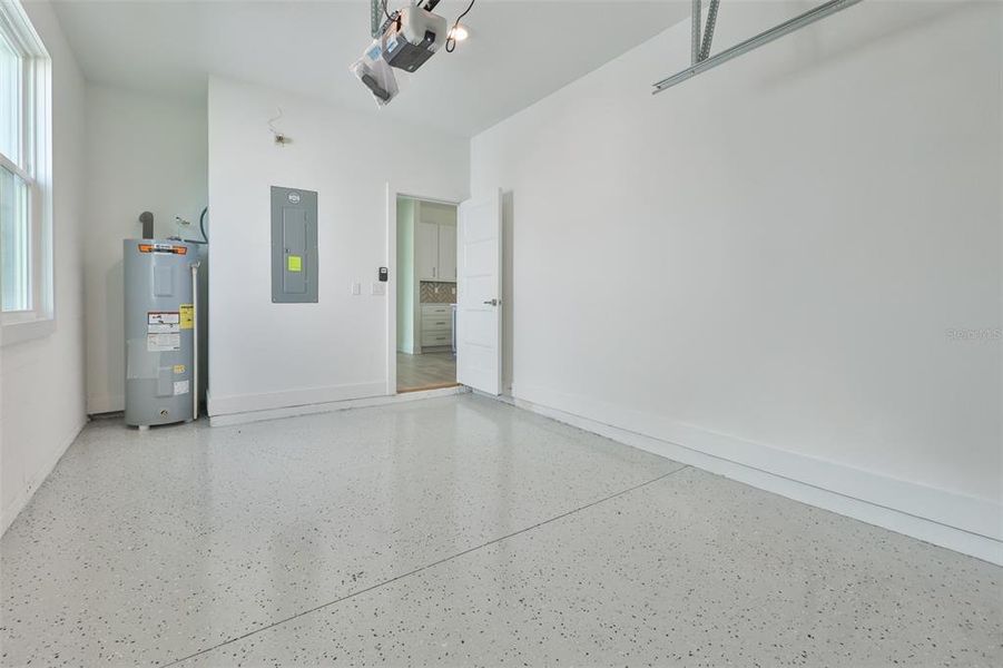 Spacious, unfurnished interior of a new home in , St. Petersburg (Image 22). Spacious, unfurnished interior of a new home in , St. Petersburg (Image 22).