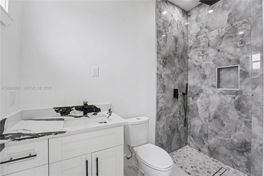 Furnished interior view inside a new home in , Lehigh Acres (Image 19).