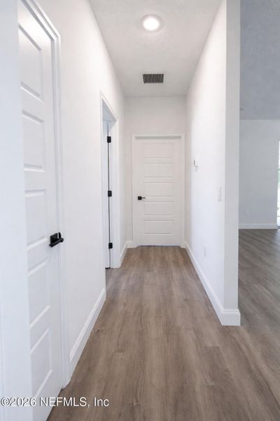 Spacious, unfurnished interior of a new home in , Palm Coast (Image 29).