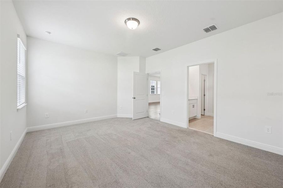 Spacious, unfurnished interior of a new home in Cyrene at Minneola, Minneola (Image 33).