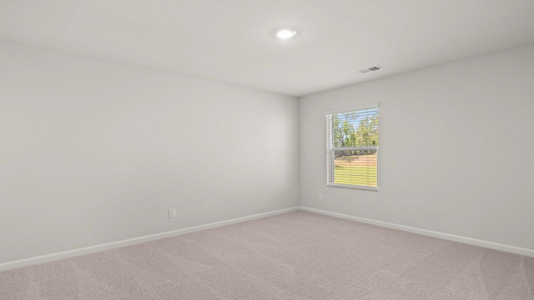 Spacious, unfurnished interior of a new home in Estates at Deer Hollow, Grovetown (Image 45).