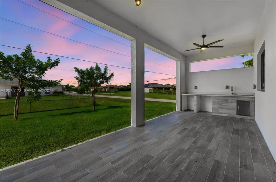 Exterior details and patio area of a home in , Cape Coral (Image 26).