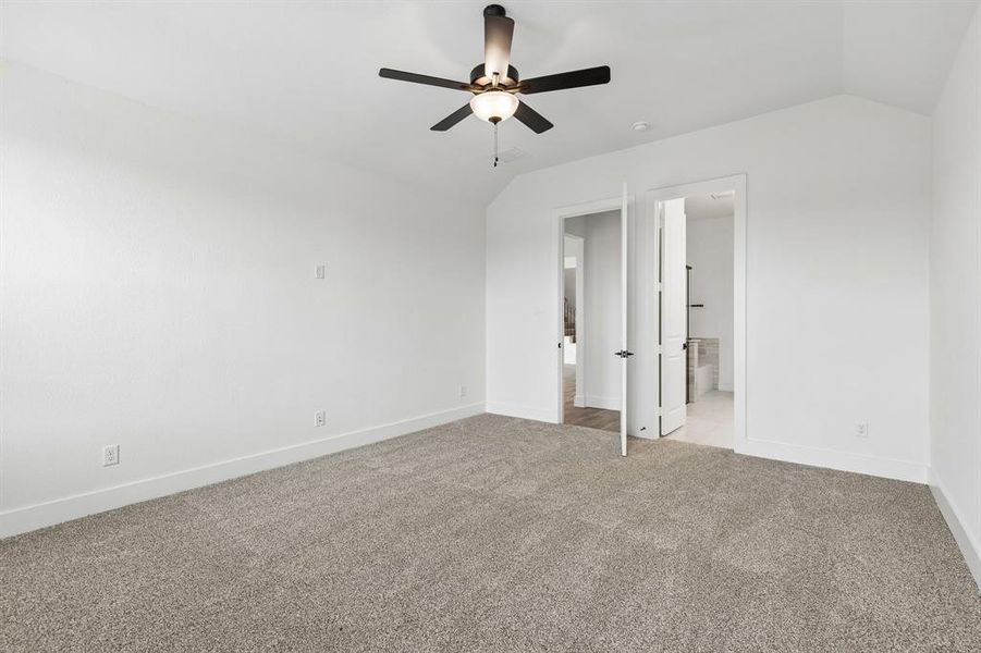 Spacious, unfurnished interior of a new home in Brahman Ranch, Venus (Image 28).