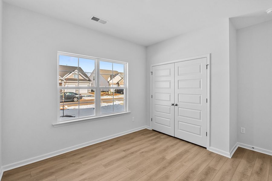 Spacious, unfurnished interior of a new home in Brayden, Advance (Image 26).
