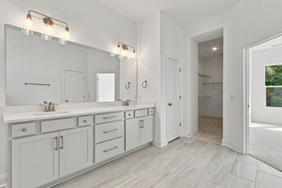 Owner's Bath Owner's Bath