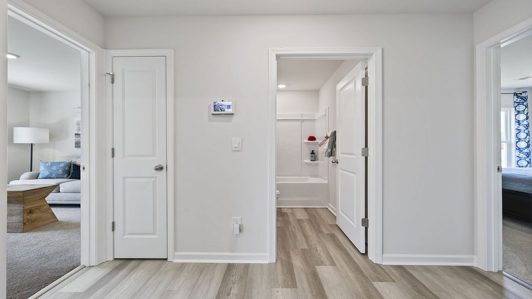 Spacious, unfurnished interior of a new home in Cedar Gap, Fountain Inn (Image 21). Spacious, unfurnished interior of a new home in Cedar Gap, Fountain Inn (Image 21).