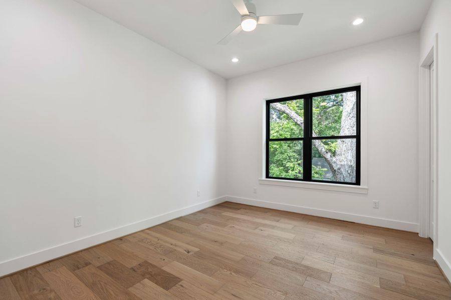 All guest bedrooms are nicely sized! All guest bedrooms are nicely sized!