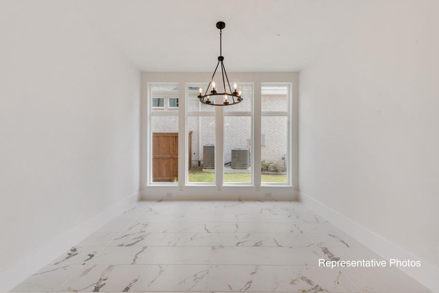 Representative unfurnished interior of a home built from the Grandview by Grand Homes in Dominion of Pleasant Valley, Wylie (Image 16).