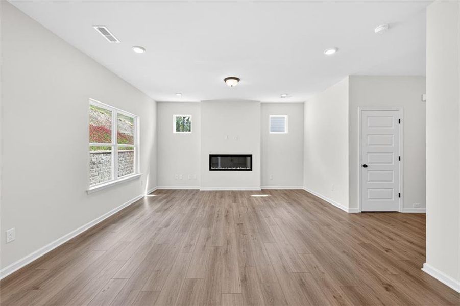 Spacious, unfurnished interior of a new home in Varnell Preserve, Dalton (Image 17).