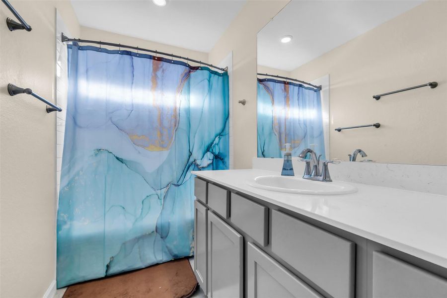 Furnished interior view inside a new home in , Baytown (Image 16).