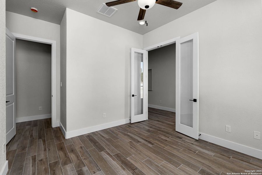 Spacious, unfurnished interior of a new home in , Spring Branch (Image 30).
