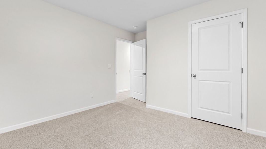 Spacious, unfurnished interior of a new home in Bryson Park, Lexington (Image 25).