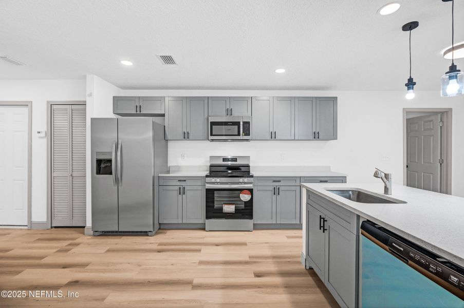 Furnished interior view inside a new home in , Jacksonville (Image 5).