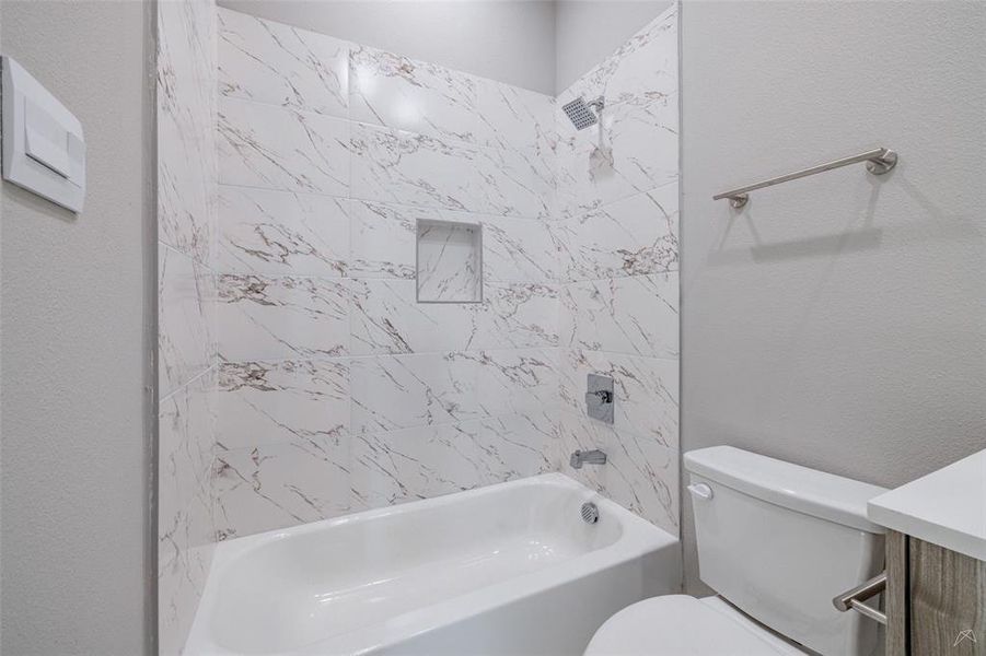 Furnished interior view inside a new home in , Fort Worth (Image 15). Furnished interior view inside a new home in , Fort Worth (Image 15).