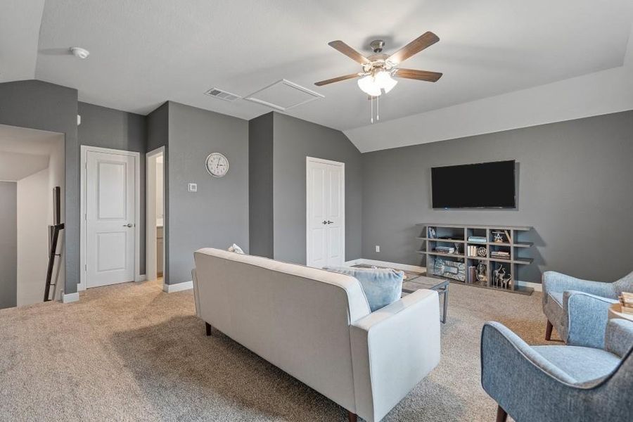 Furnished interior view inside a new home in Bluestem, Rhome (Image 8).