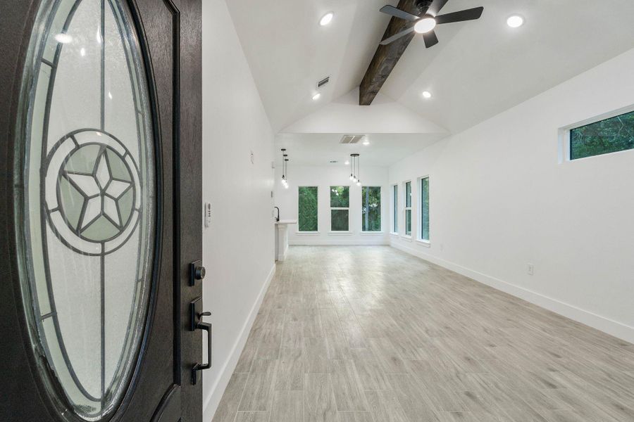 Image 30 of a home in . Image 30 of a home in .