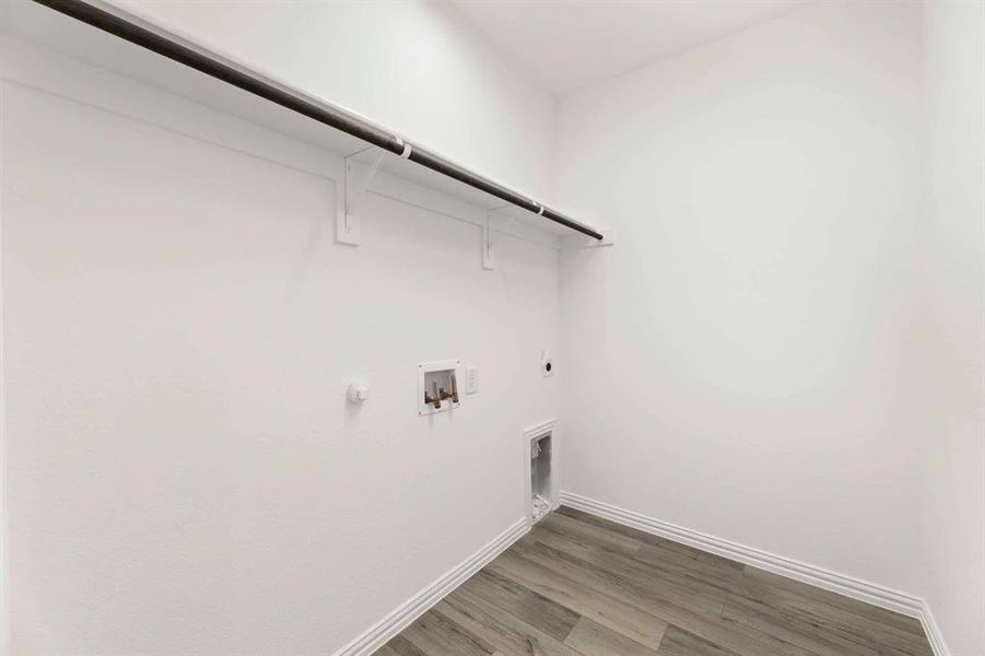 Spacious, unfurnished interior of a new home in Brookshire at Legacy Hills-60s, Celina (Image 22).